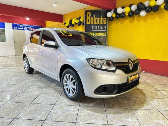RENAULT SANDERO 1.0 EXPRESSION 16V FLEX 4P MANUAL RENAULT SANDERO 1.0 EXPRESSION 16V FLEX 4P MANUAL